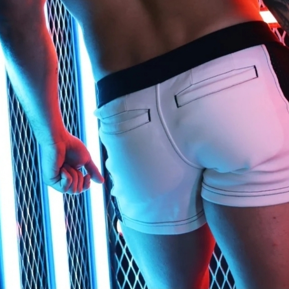 Breedwell Locker Room Shorts NWT - Picture 3 of 4